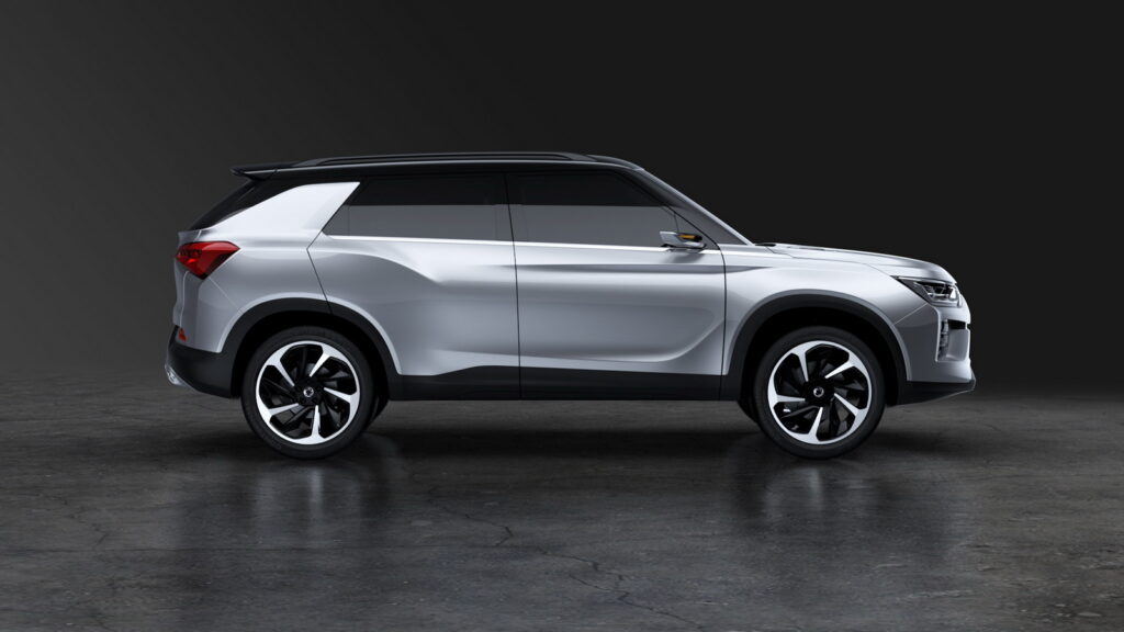 2016-ssangyong-siv-2-concept-5