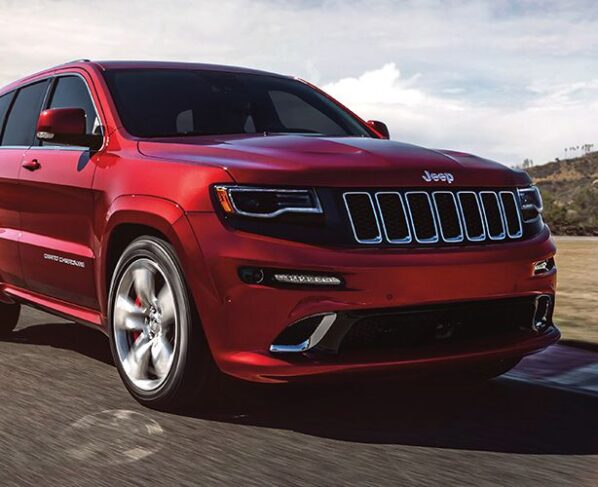 6 2014 jeep cherokee srt exterior red 3 quarter view - Jeep all-set to launch Wrangler & Grand Cherokee in India on 30th August 2016 6 2014 jeep cherokee srt exterior red 3 quarter view