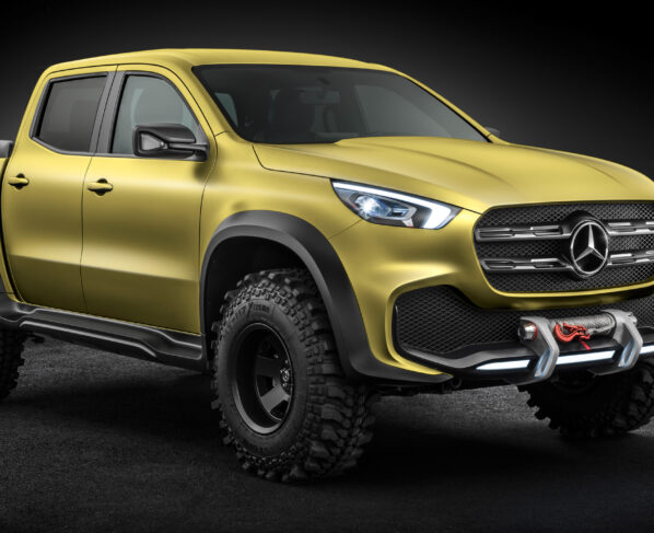 16c964 18 d328541 1 - Official Photos of Mercedes-Benz X-Class Pickup Concept 16c964 18 d328541 1