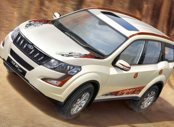 New Mahindra XUV500 Sportz Limited Edition press image 1 - Mahindra XUV500 Sportz Limited Edition Launched @ Rs 16.5 Lakhs New Mahindra XUV500 Sportz Limited Edition press image 1