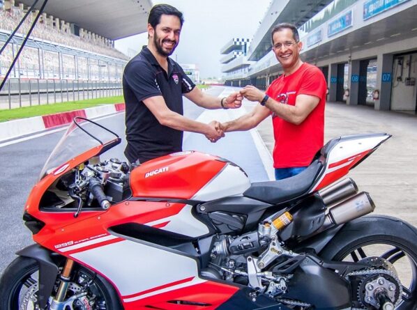 Ducati 1299 Superleggera Sold in India - First Ducati 1299 Superleggera Delivered in India Ducati 1299 Superleggera Sold in India