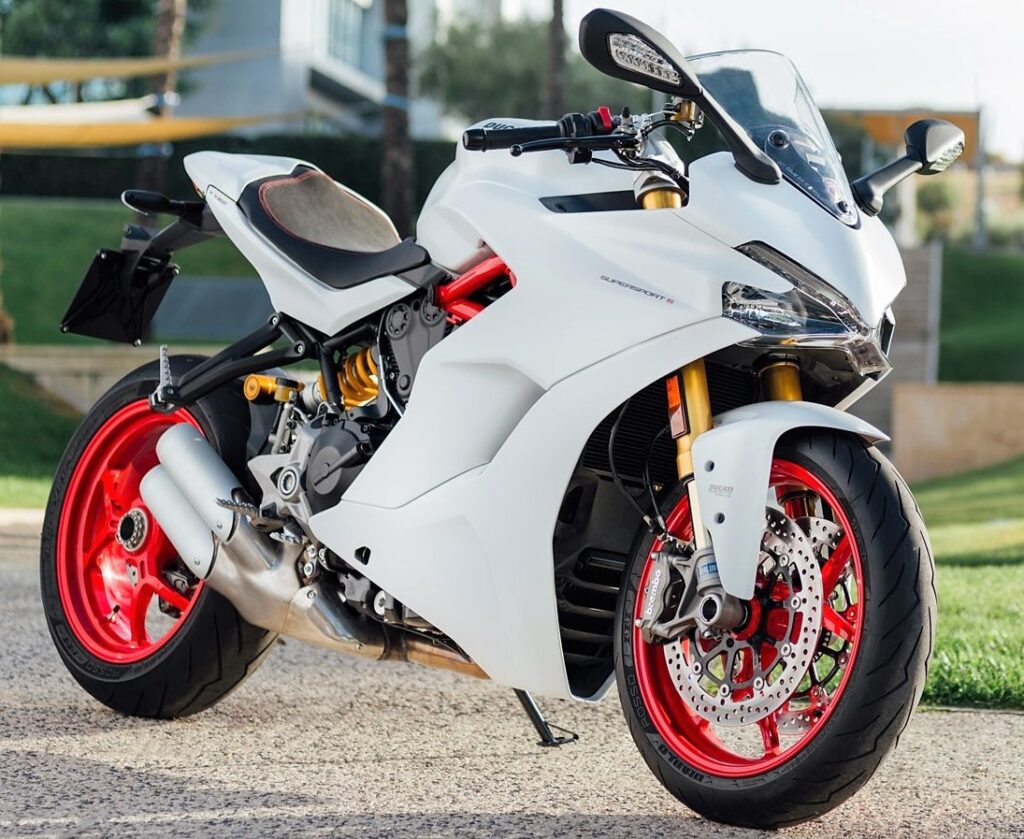 supersport s - Ducati SuperSport Launched in India Starting @ INR 12.08 Lakh supersport s