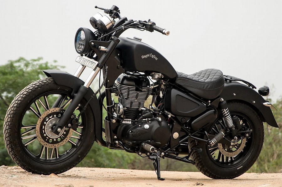 Royal Enfield Thunderbird 500 Black Magic