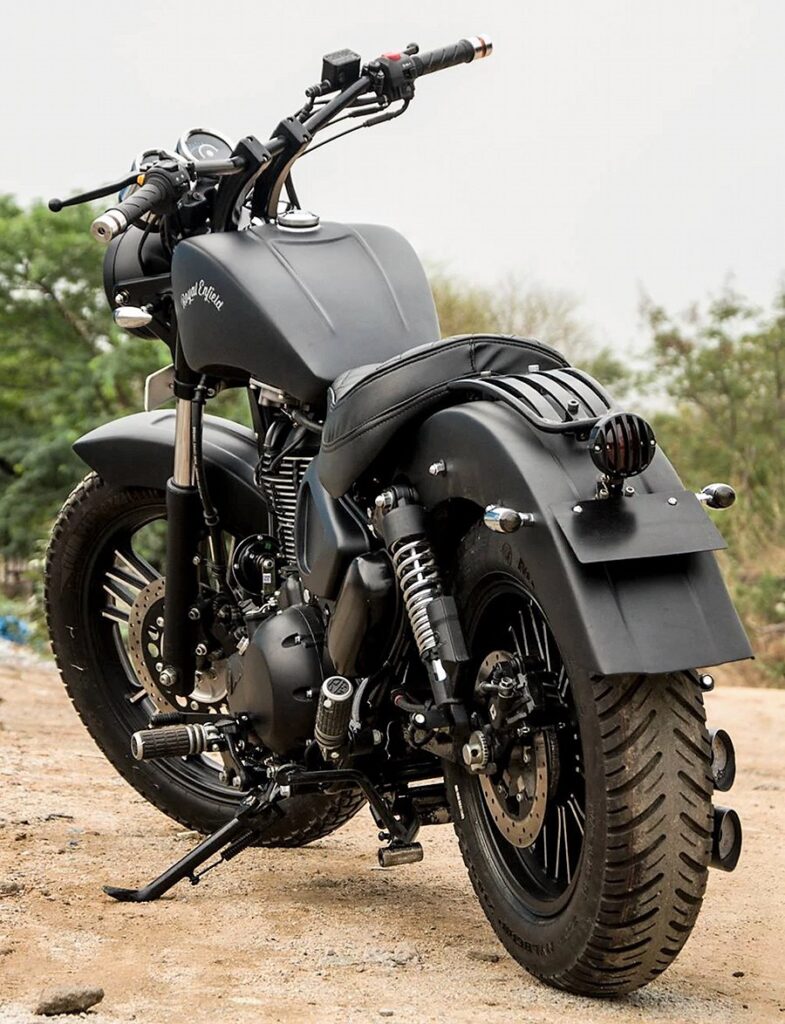 Royal Enfield Thunderbird 500 Black Magic