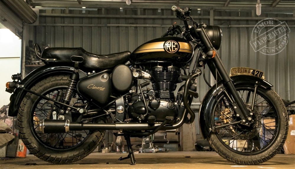 Meet Royal Enfield Goldy 500 by EIMOR Customs