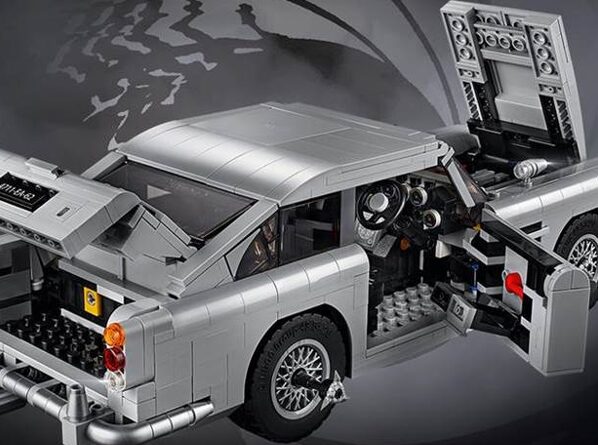 Lego Aston Martin