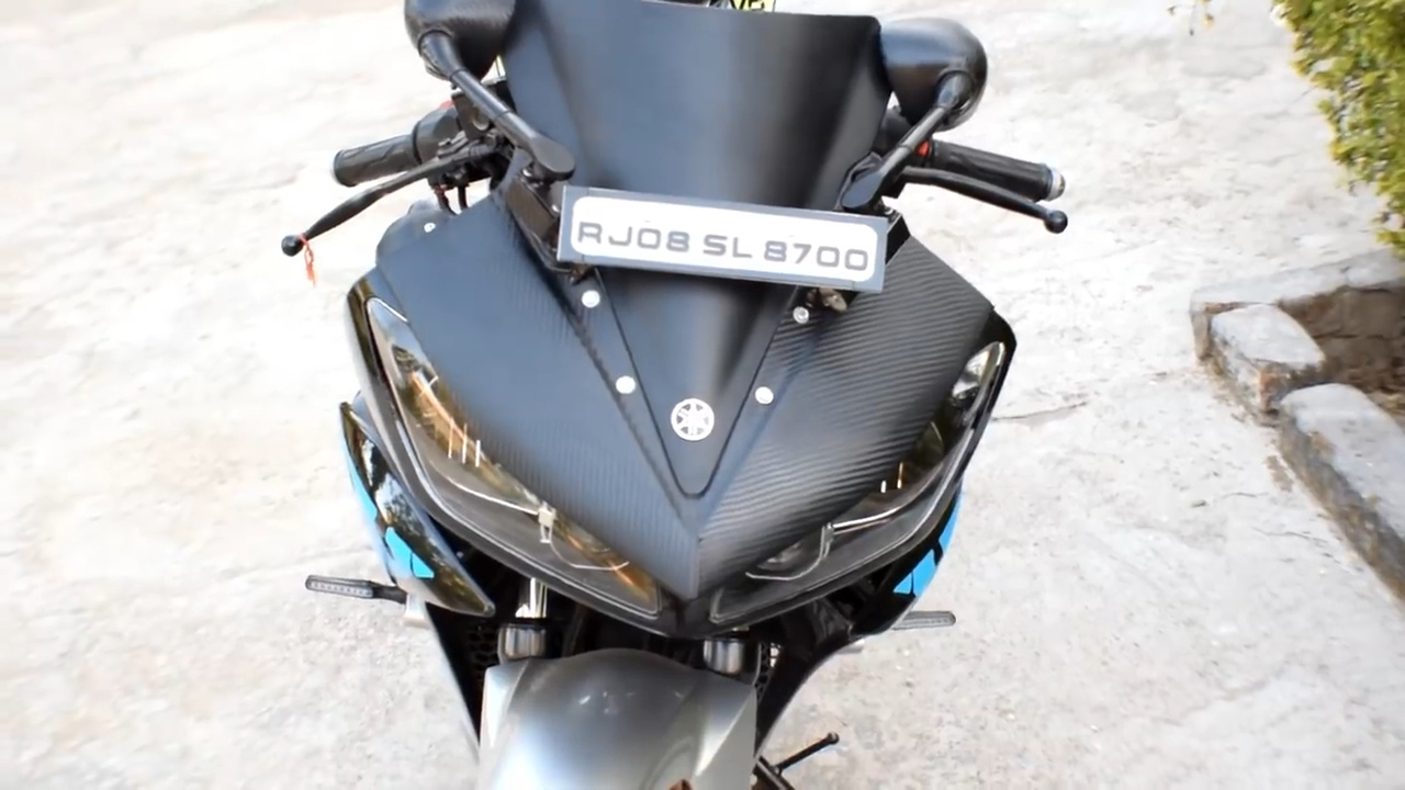 Modified Yamaha R15 Smart Features 5 - Meet Yamaha R15 With A Fingerprint Scanner, Rear Camera, Cruise Control Modified Yamaha R15 Smart Features 5