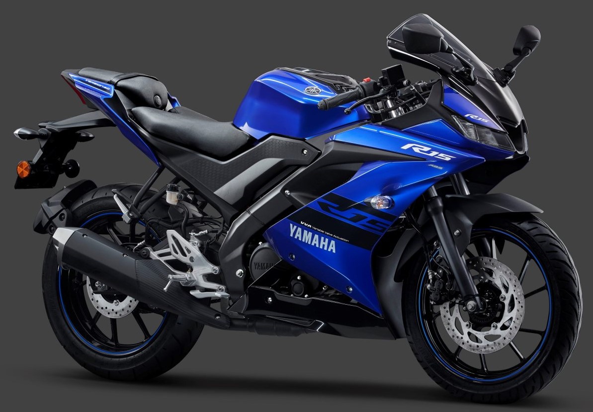 Yamaha R15 V3 in Racing Blue