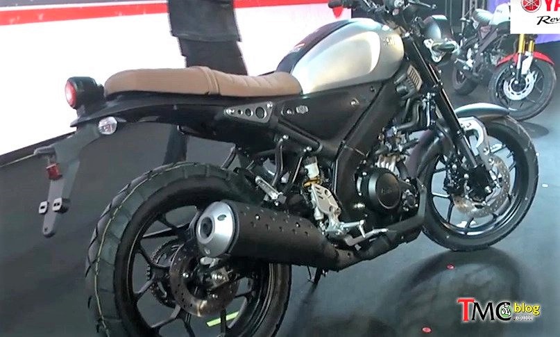 Live Photo Yamaha XSR155 16 - Vast Photo Gallery of India-Bound Yamaha XSR155 Live Photo Yamaha XSR155 16